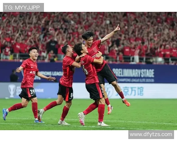 成都足球队与广州足球队赛后分析实力对比及未来展望